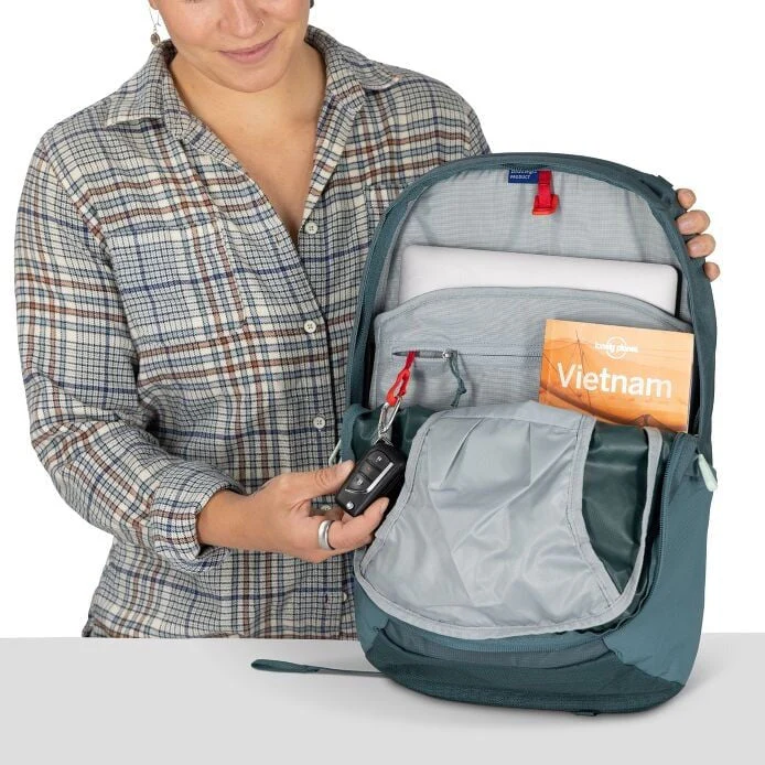 Osprey Fairview 70 Travel Pack (Womens) - Image 16