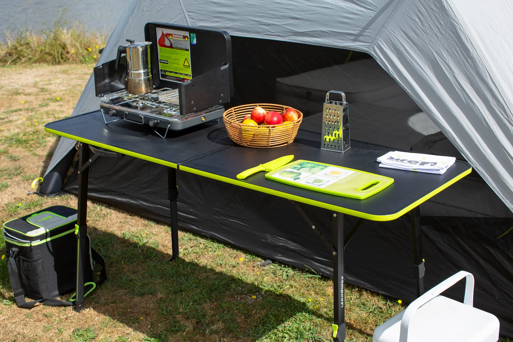 Zempire Hexolite 160 Lightweight Camp Table - Image 4